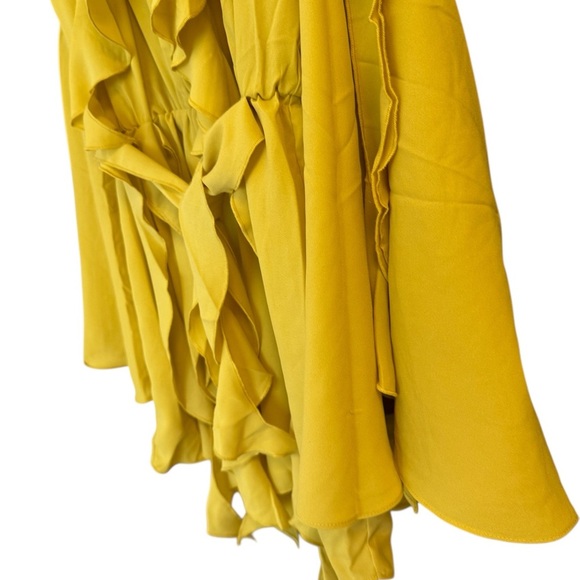 Andrea Iyamah size 6 (S) NWT Bright Yellow Long Sleeve romper with shorts - Picture 9 of 15